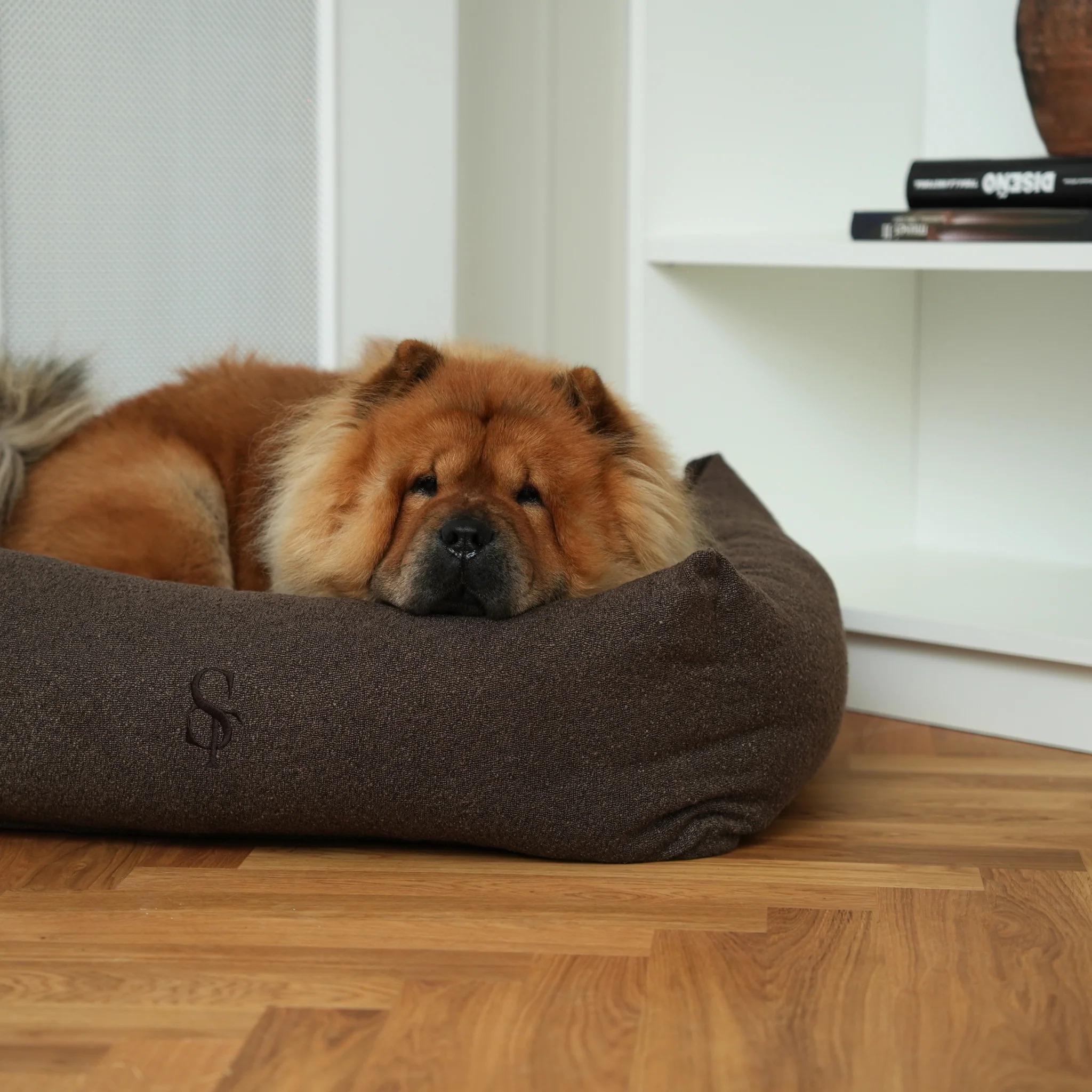 Vera Dog Bed | Chestnut Bouclé - Image 4